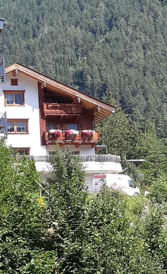 Adlerblick Apartment Маурах Екстериор снимка