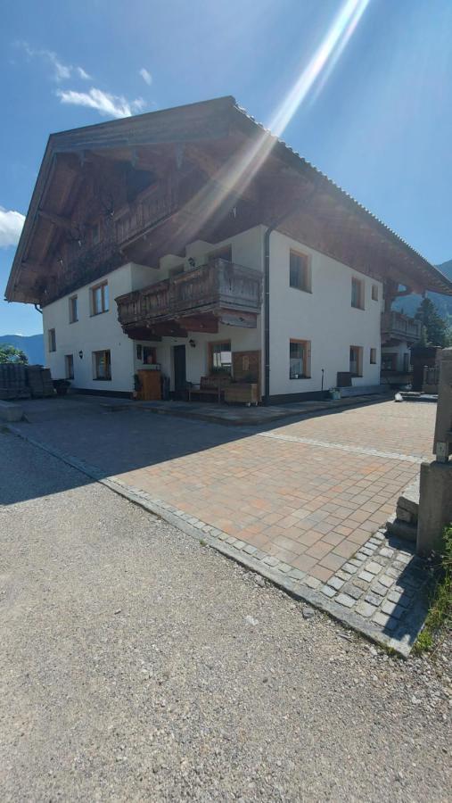 Adlerblick Apartment Маурах Екстериор снимка